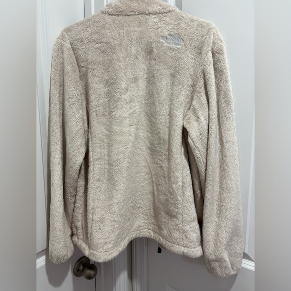 The North Face Women's Beige Teddy Jacket - Picture 7 of 8